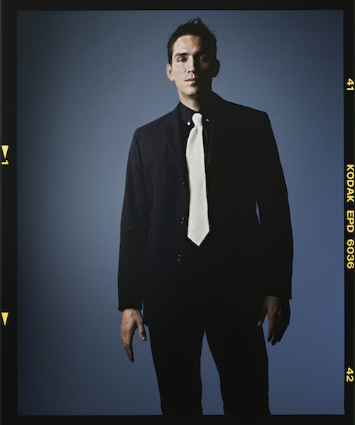 GQ-Jim Caviezel#03
